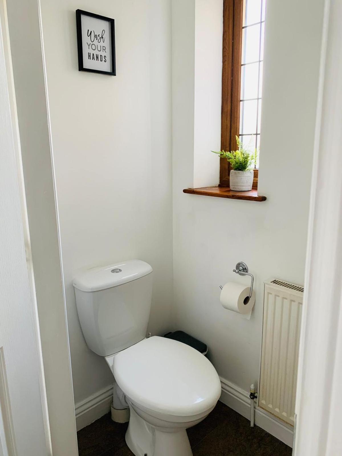 3Br House Ossett-Wakefield, Free Parking 3 Cars Wi Fi Long Stays Exterior foto