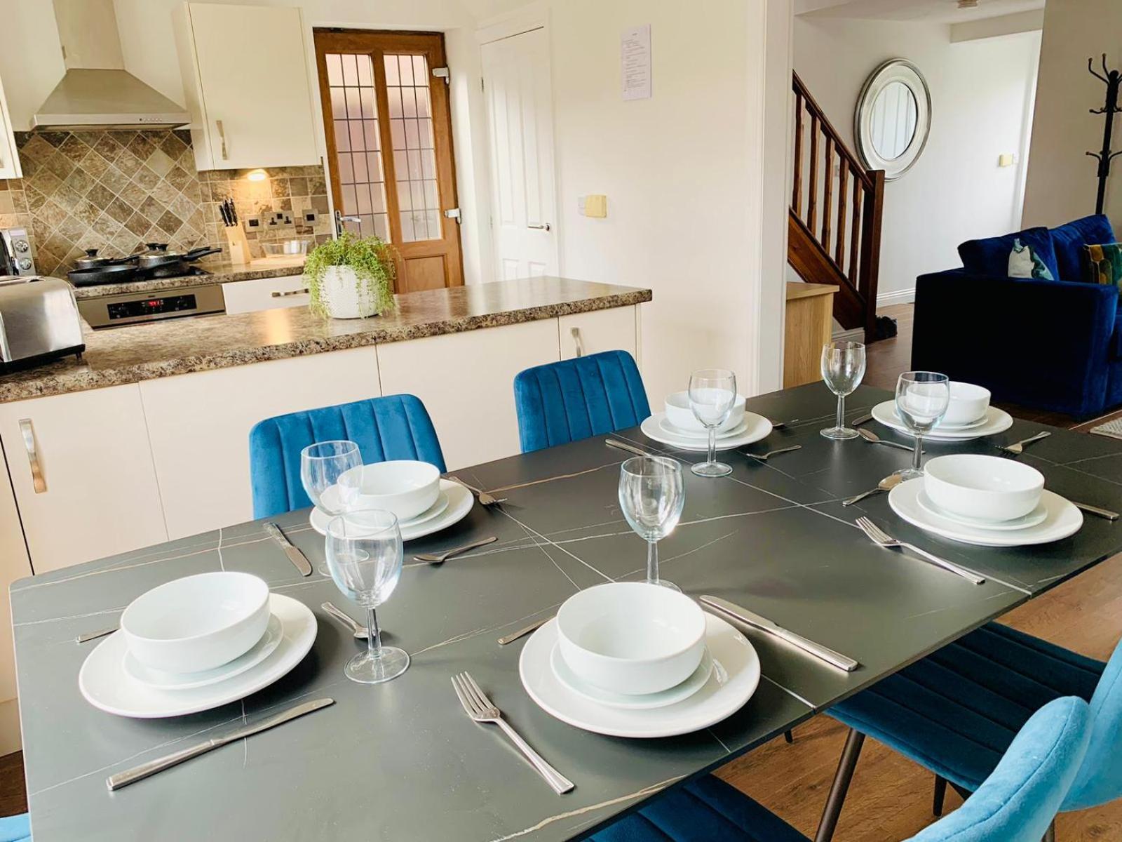 3Br House Ossett-Wakefield, Free Parking 3 Cars Wi Fi Long Stays Exterior foto