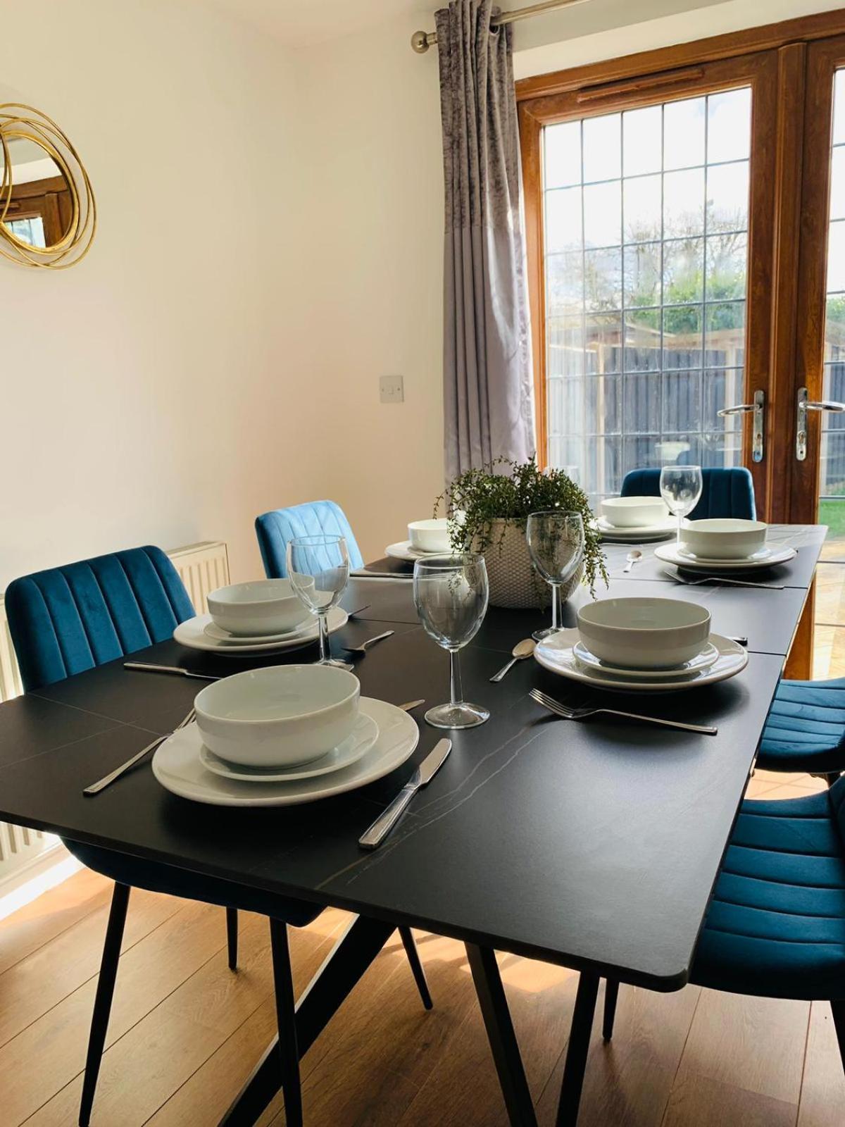 3Br House Ossett-Wakefield, Free Parking 3 Cars Wi Fi Long Stays Exterior foto